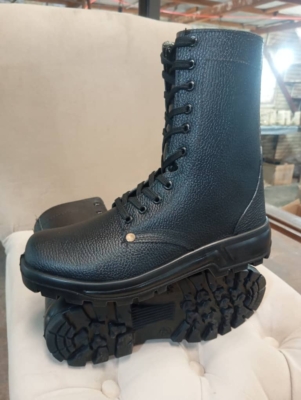 پوتین سربازی