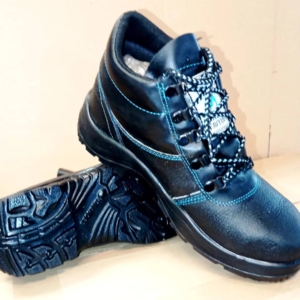 کفش ایمنی ساق بلند البرز